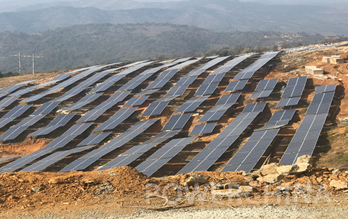 册亨板万光伏电站成功并网发电